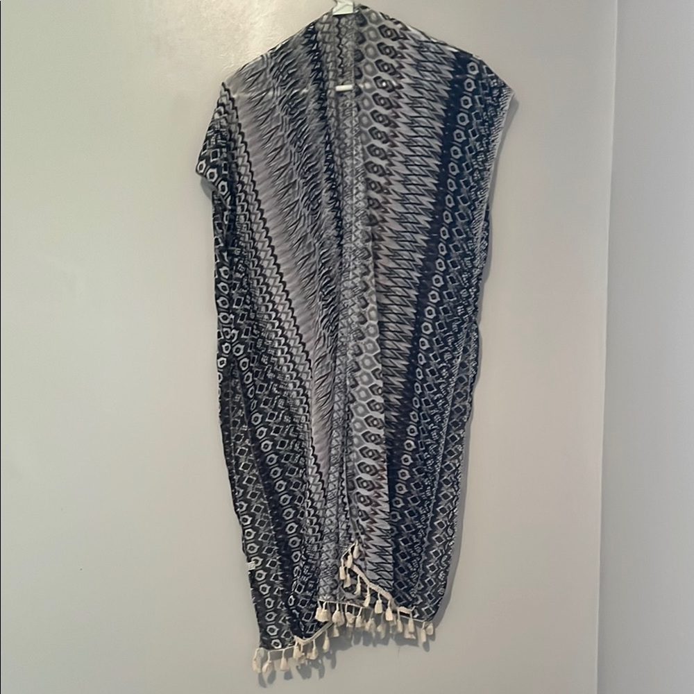 Patterned Black and White Kimono, women’s top, Fringe detail
